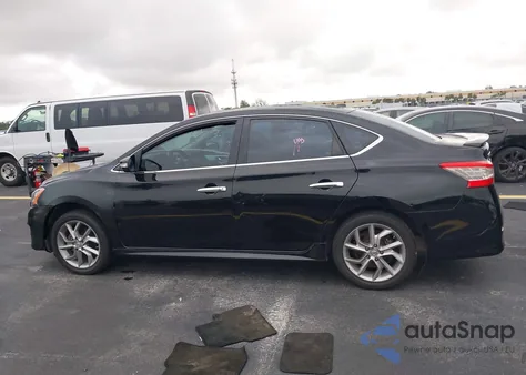 2015 Nissan Sentra Sr z USA, uszkodzony, nr VIN 3N1AB7AP3FY292621